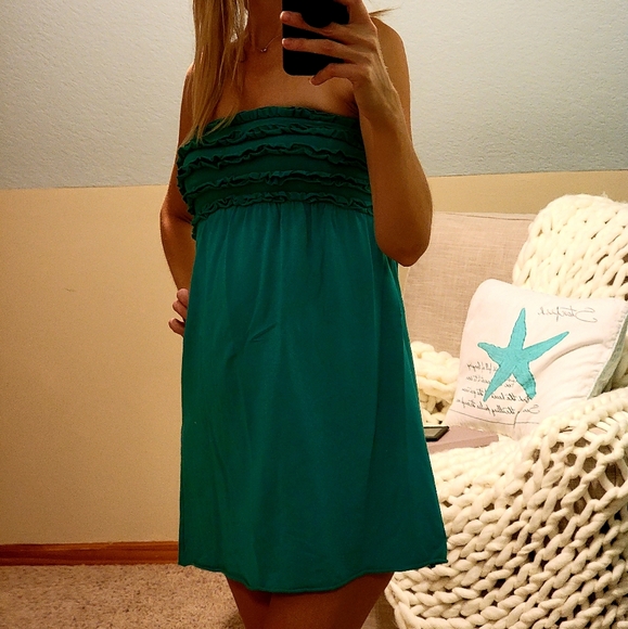 Essential Beach Cover-up in Small - Picture 1 of 5